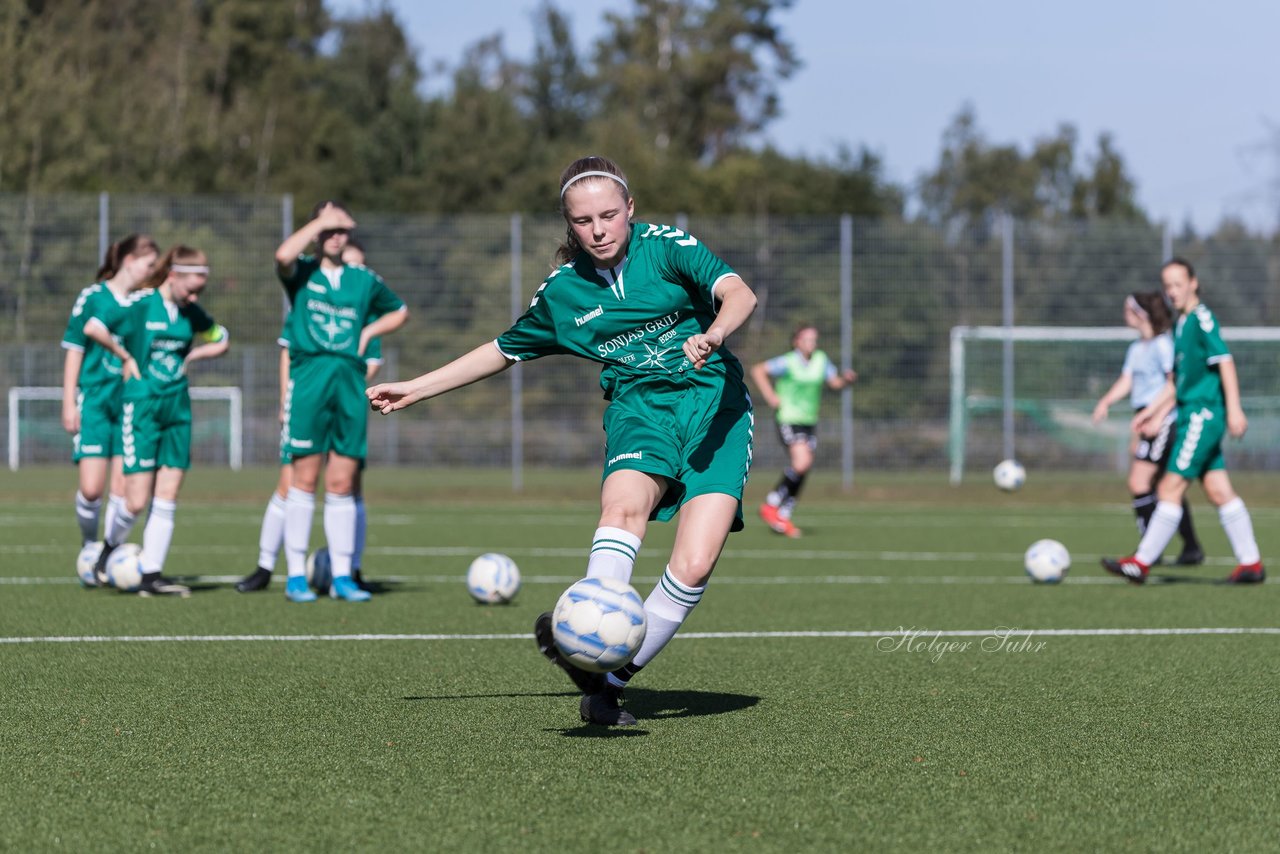 Bild 92 - wBJ FSG Kaltenkirchen - MSG Siebenbaeumen-Krummesse : Ergebnis: 2:5